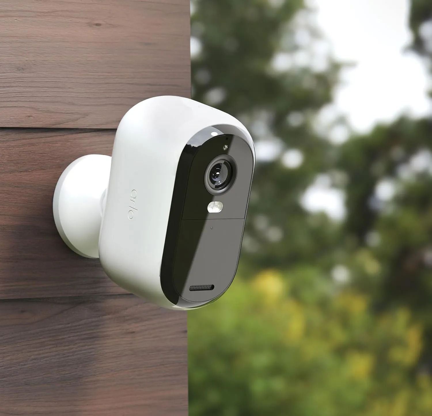 Arlo Essential Security Wireless 2K Camera with Spotlight, Indoor/Outdoor, 2nd Gen, 2-Way Audio, Color Night Vision, Motion Activation, Real Time Notifications, White, VMC3450, 4-Pack (Renewed)