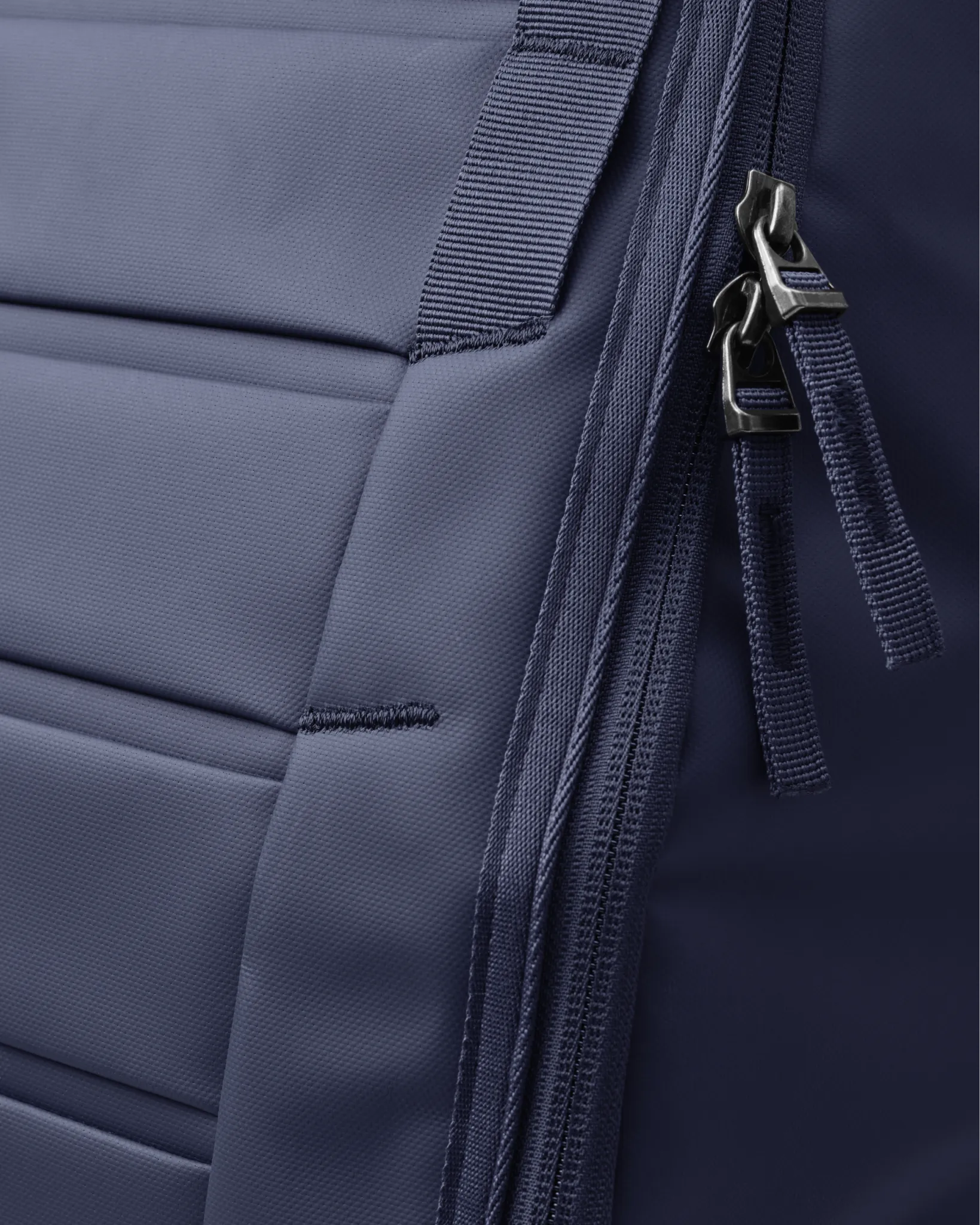 Hugger Backpack 30L Blue Hour