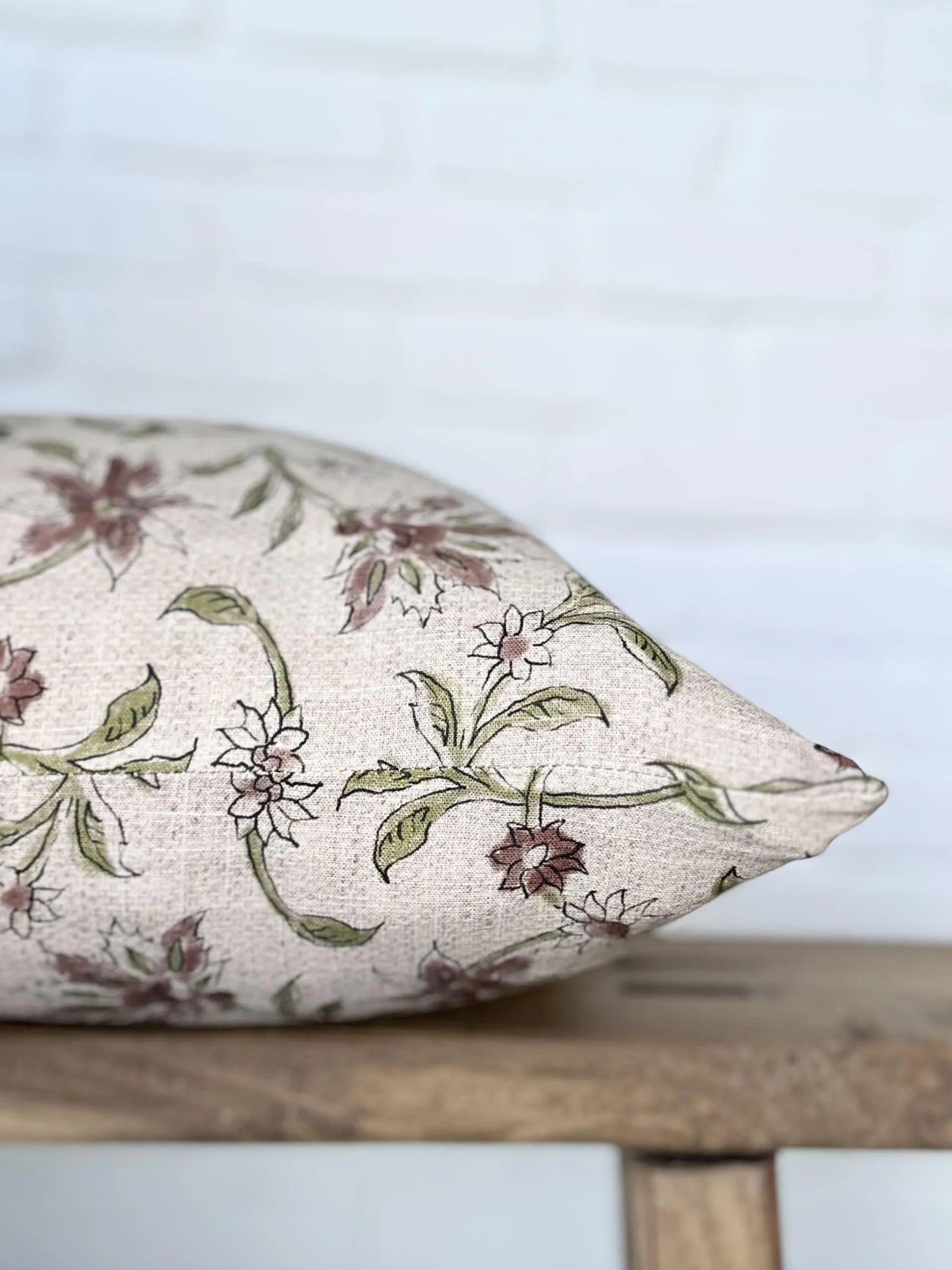Pillow Cover 100% Linen 20 x 20 inches Double Sided Block Print with Zipper for Easy Removal Home Decor Shabby Chic Farmhouse Neutral Decorative Sofa Couch Accent (Plaid White Grey)