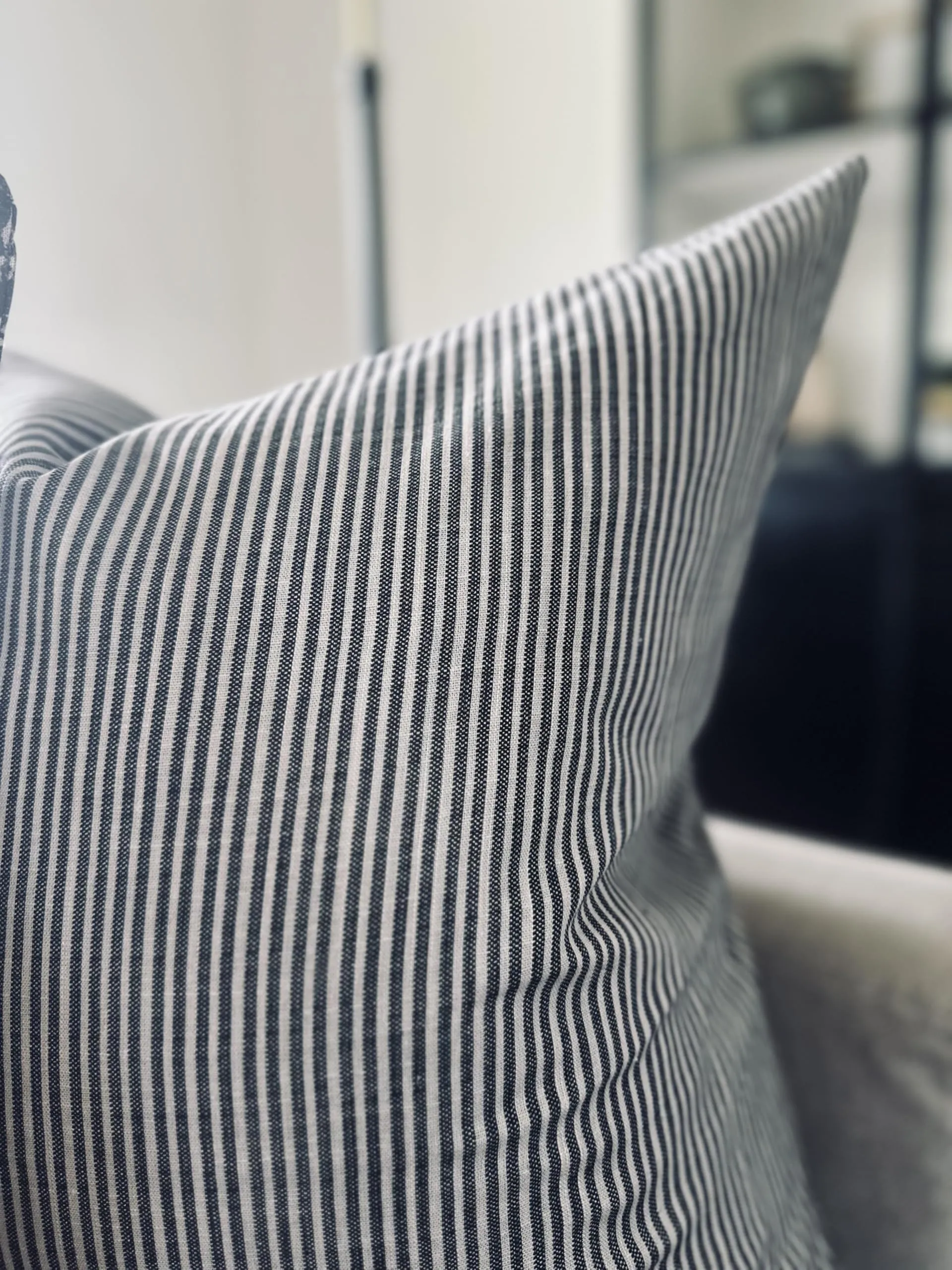 Pillow Cover 100% Linen 20 x 20 inches Double Sided Block Print with Zipper for Easy Removal Home Decor Shabby Chic Farmhouse Neutral Decorative Sofa Couch Accent (Plaid White Grey)