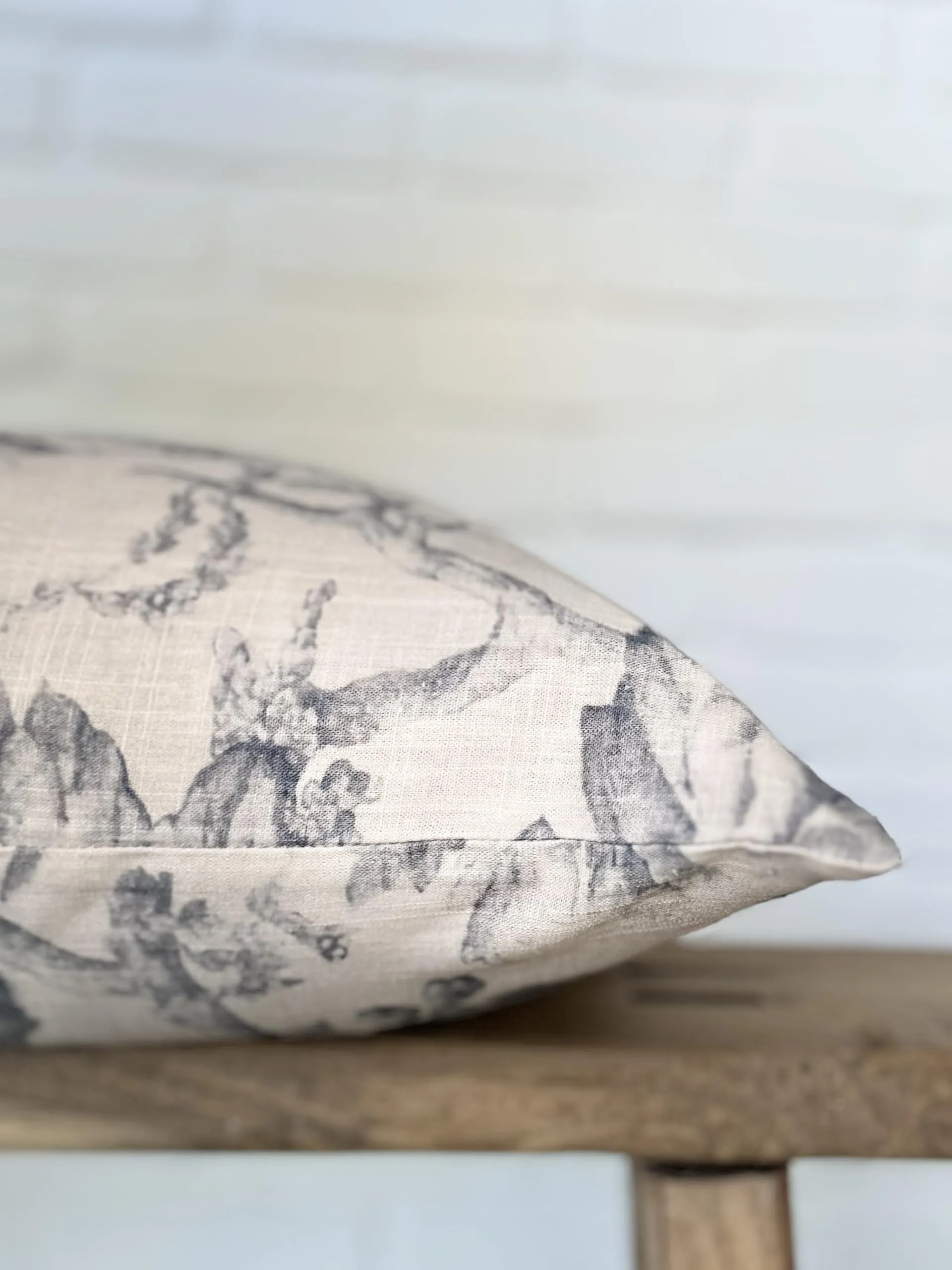 Pillow Cover 100% Linen 20 x 20 inches Double Sided Block Print with Zipper for Easy Removal Home Decor Shabby Chic Farmhouse Neutral Decorative Sofa Couch Accent (Plaid White Grey)