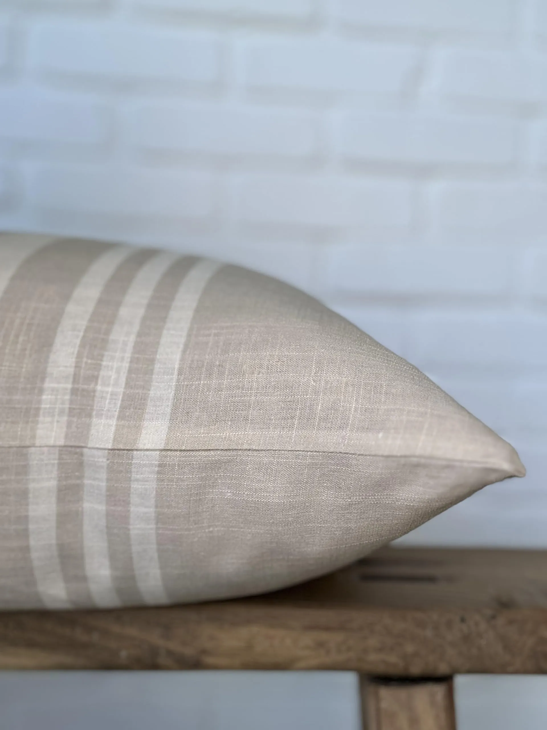 Pillow Cover 100% Linen 20 x 20 inches Double Sided Block Print with Zipper for Easy Removal Home Decor Shabby Chic Farmhouse Neutral Decorative Sofa Couch Accent (Plaid White Grey)