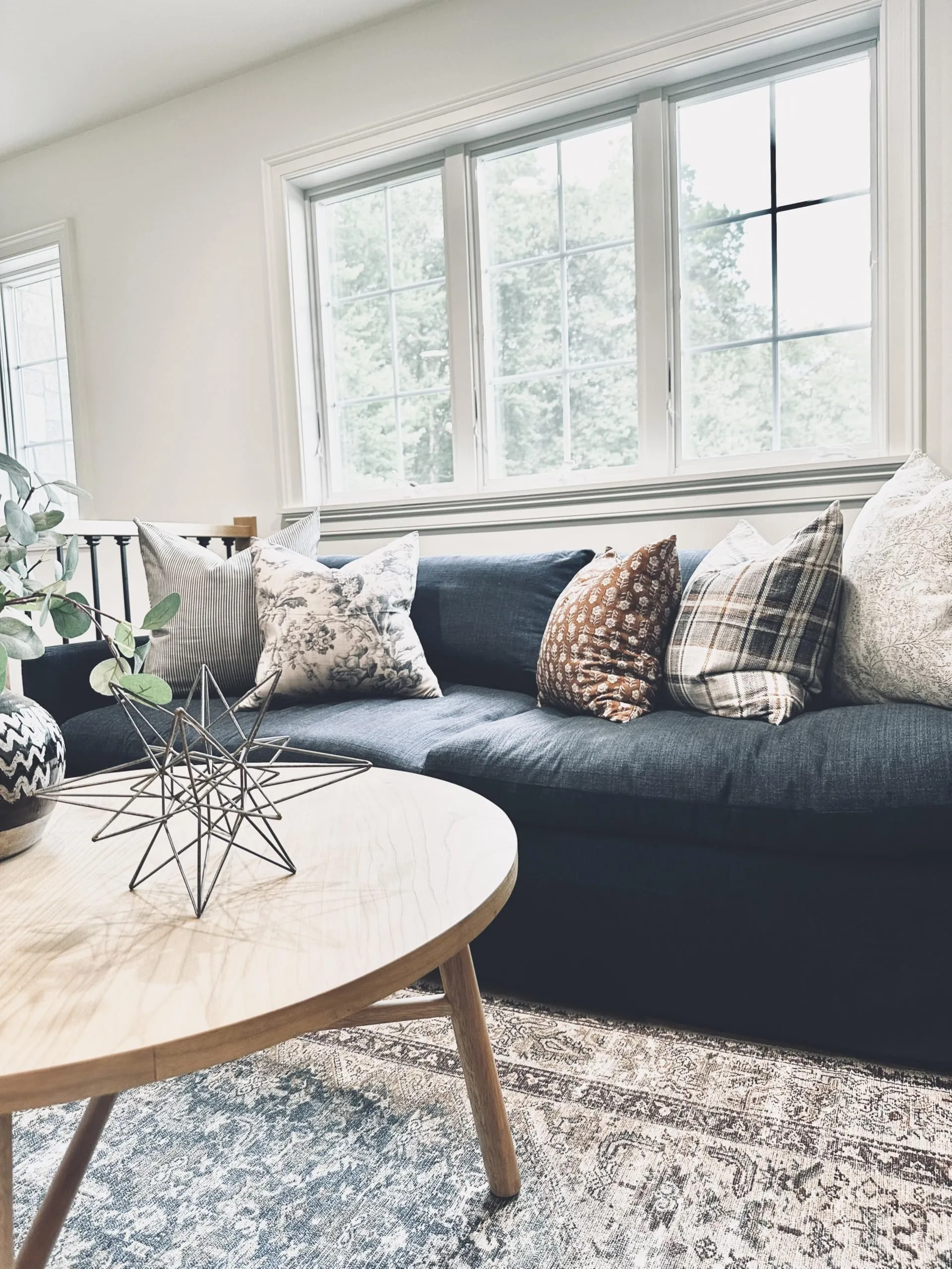 Pillow Cover 100% Linen 20 x 20 inches Double Sided Block Print with Zipper for Easy Removal Home Decor Shabby Chic Farmhouse Neutral Decorative Sofa Couch Accent (Plaid White Grey)