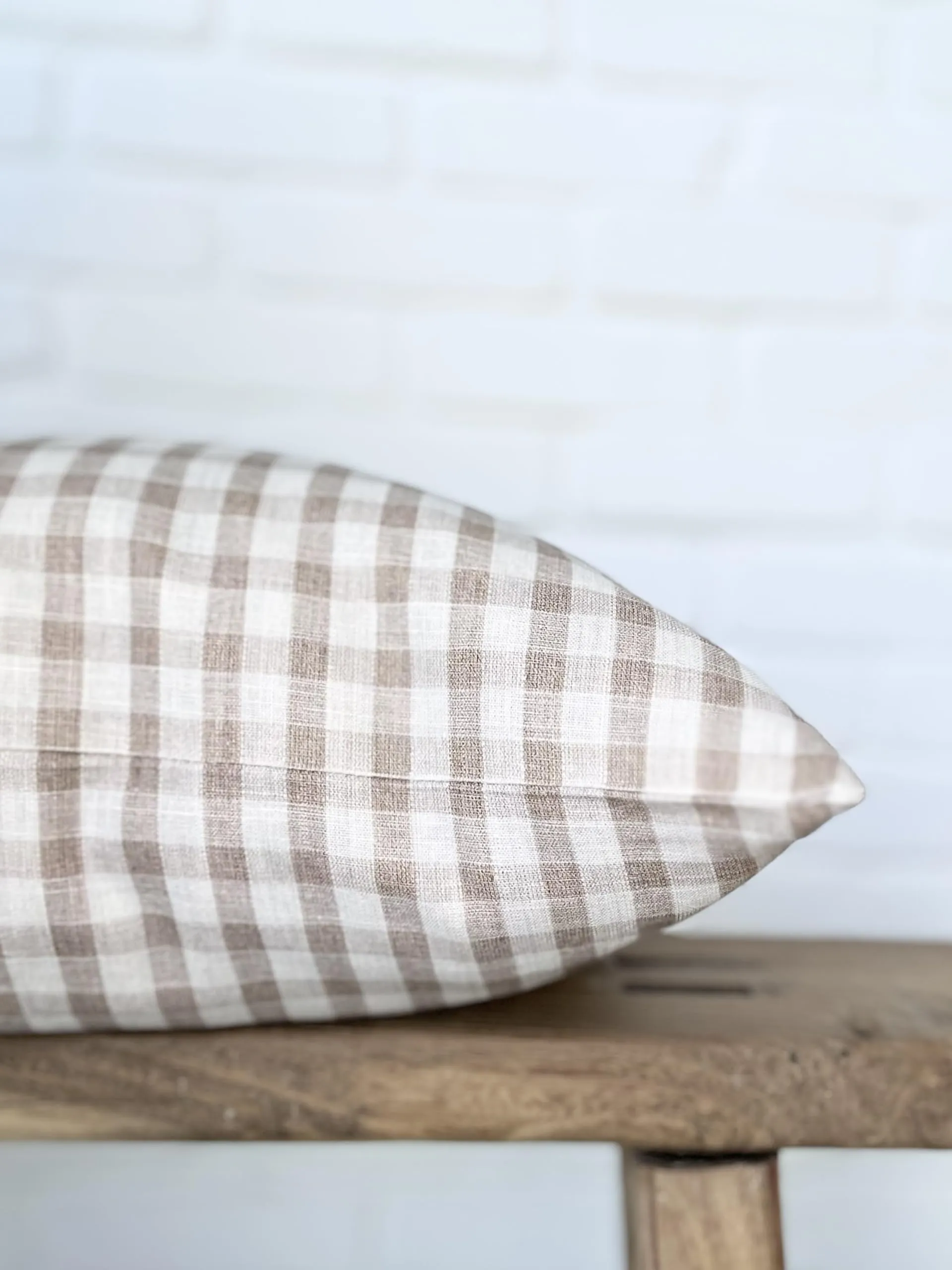 Pillow Cover 100% Linen 20 x 20 inches Double Sided Block Print with Zipper for Easy Removal Home Decor Shabby Chic Farmhouse Neutral Decorative Sofa Couch Accent (Plaid White Grey)