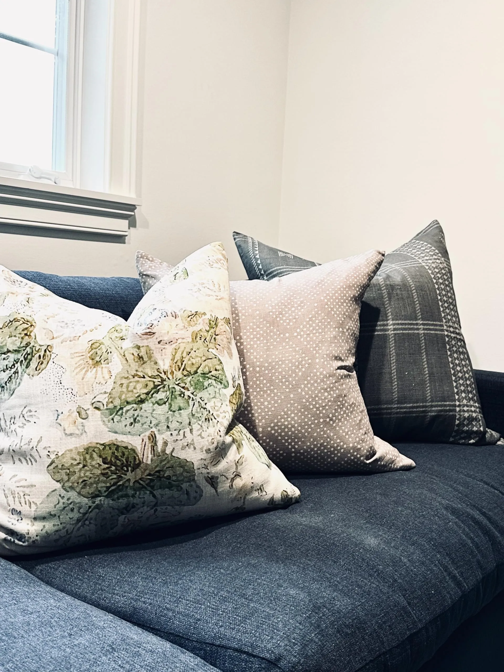 Pillow Cover 100% Linen 20 x 20 inches Double Sided Block Print with Zipper for Easy Removal Home Decor Shabby Chic Farmhouse Neutral Decorative Sofa Couch Accent (Plaid White Grey)