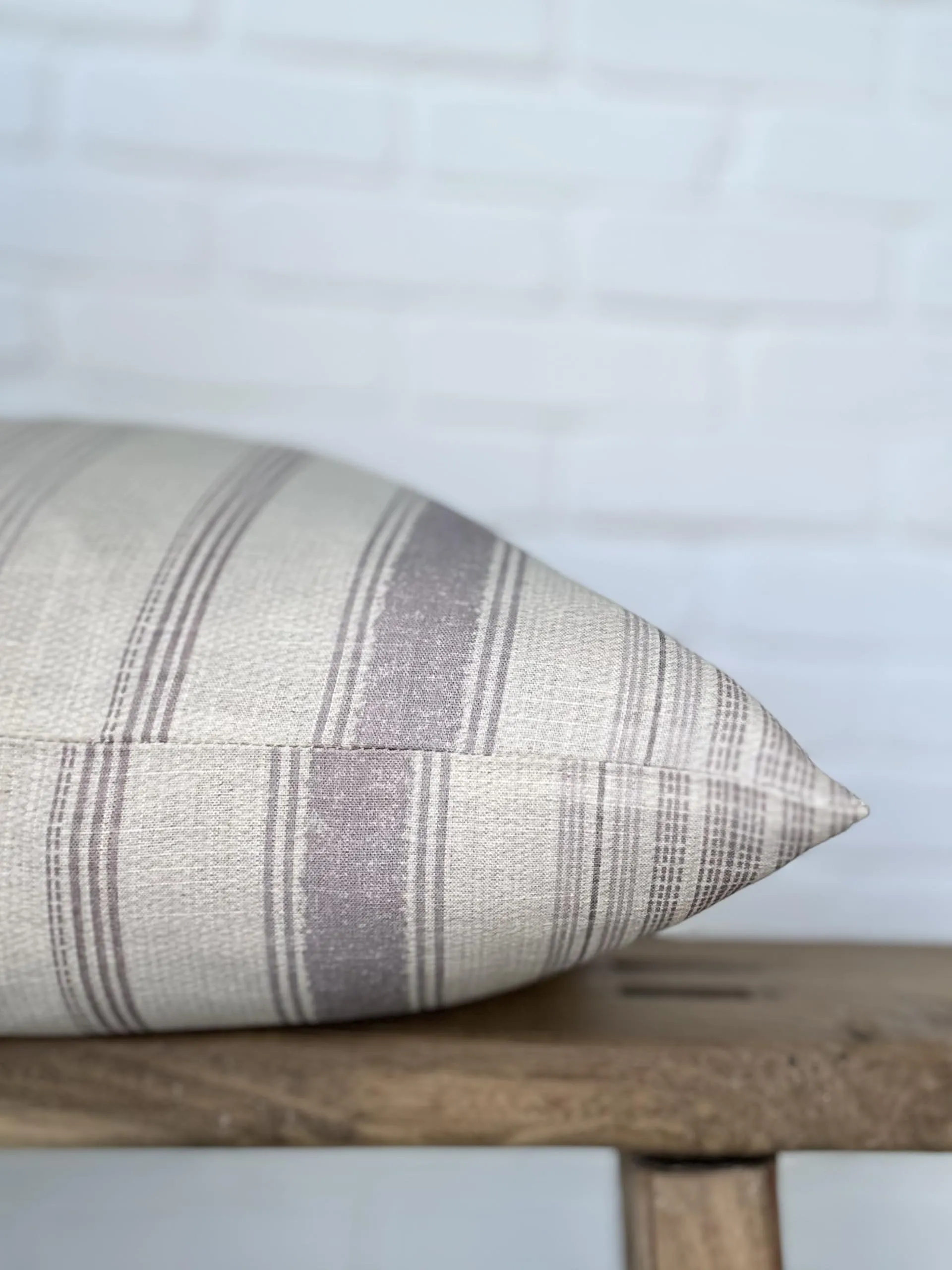 Pillow Cover 100% Linen 20 x 20 inches Double Sided Block Print with Zipper for Easy Removal Home Decor Shabby Chic Farmhouse Neutral Decorative Sofa Couch Accent (Plaid White Grey)