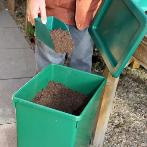 Potting Station with all plastic accessories